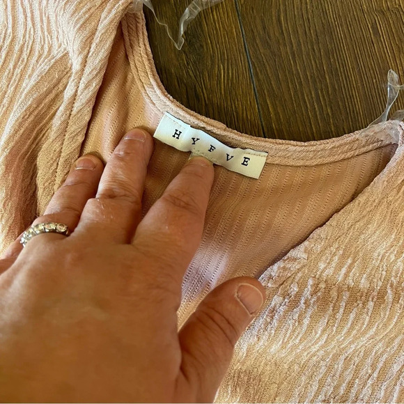 HYFVE pink crinkle jumpsuit SZ SM - Picture 3 of 6